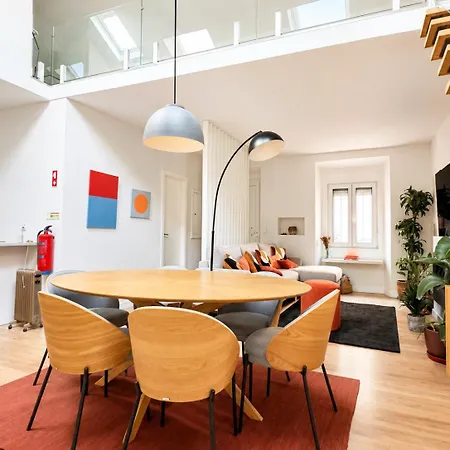 Loft-style With Mezzanine In Belem *